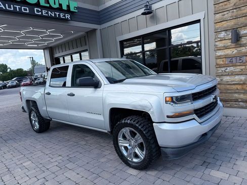 Used 2018 Chevrolet Silverado 1500 Custom w/ Custom Value Package AWD/4WD image 13