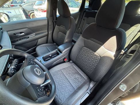 Used 2026 Nissan Kicks SV w/ Cold Weather Package AWD/4WD image 30
