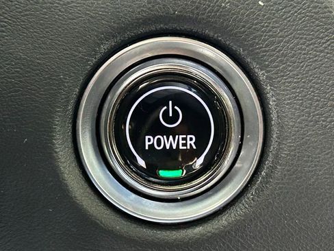 Used 2024 Cadillac Lyriq Luxury AWD/4WD image 23