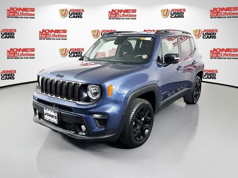 Used 2023 Jeep Renegade Altitude AWD/4WD image 13