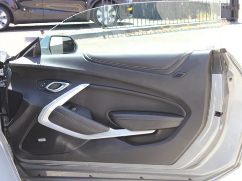 Used 2019 Chevrolet Camaro SS RWD image 12