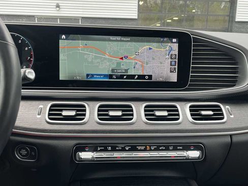 Used 2022 Mercedes-Benz GLS 450 4MATIC image 45