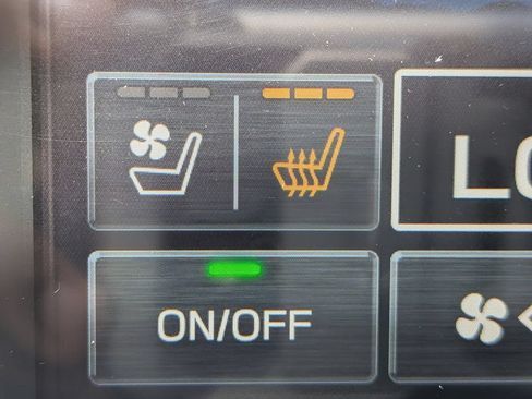 Used 2024 Subaru Outback Touring XT AWD/4WD image 23