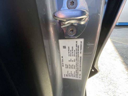 Used 2025 Tesla Model 3 Long Range image 31