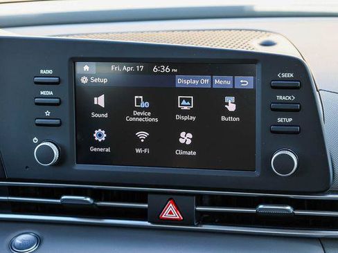 New 2026 Hyundai Elantra Hybrid FWD image 14