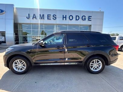Used 2025 Ford Explorer Active