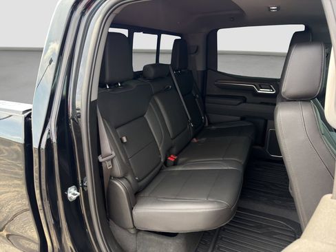 Used 2023 GMC Sierra 1500 SLT image 19