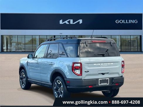 Used 2023 Ford Bronco Sport Outer Banks w/ Tech Package image 3