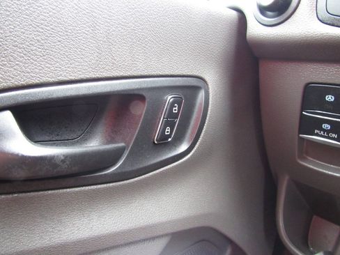 Used 2024 Ford Transit 250 148 Medium Roof w/ Load Area Protection Package RWD image 33