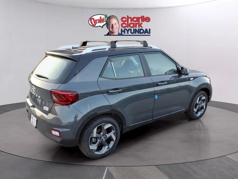 New 2026 Hyundai Venue SEL FWD image 5