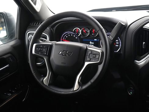 Used 2019 Chevrolet Silverado 1500 RST image 15