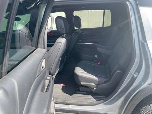 Used 2024 Chevrolet Traverse Z71 w/ LPO, Floor Liner Package AWD/4WD image 10