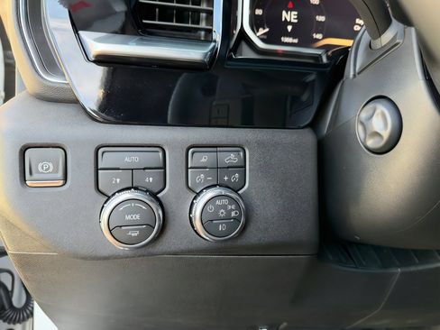 Used 2026 GMC Sierra 1500 SLT w/ SLT Premium Package image 21