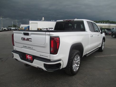 Used 2022 GMC Sierra 1500 Denali AWD/4WD image 6
