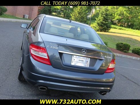 Used 2011 Mercedes-Benz C 300 4MATIC Sedan image 24
