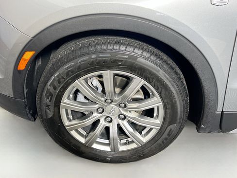 Used 2023 Cadillac XT4 Premium Luxury FWD image 13