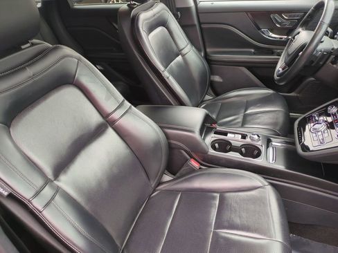 Certified 2021 Lincoln Corsair AWD image 31