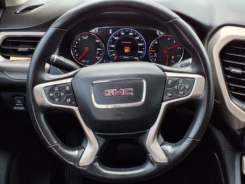 Used 2021 GMC Acadia Denali w/ Denali Technology Package FWD image 15