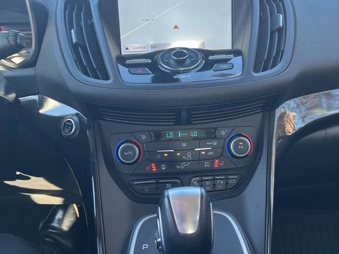 Used 2018 Ford C-MAX Titanium w/ Equipment Group 301A image 27