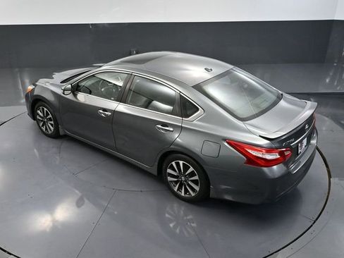 Used 2016 Nissan Altima 2.5 SL w/ Moonroof Package image 49