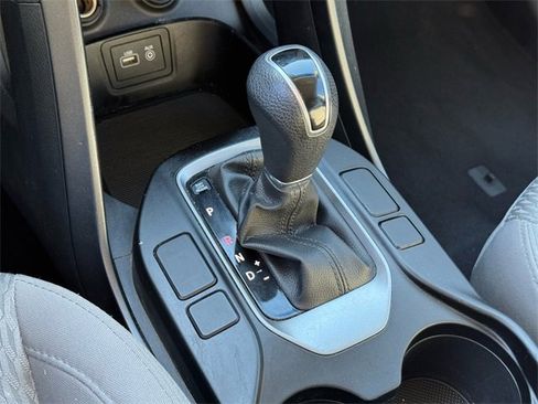 Used 2018 Hyundai Santa Fe Sport image 21