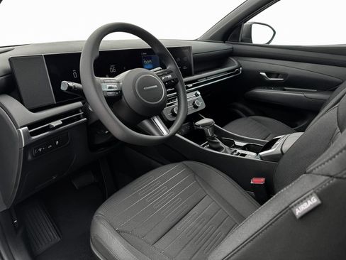 Certified 2025 Hyundai Santa Cruz SE FWD image 14
