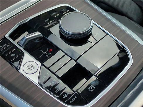 New 2026 BMW X5 xDrive40i w/ M Sport Package image 13