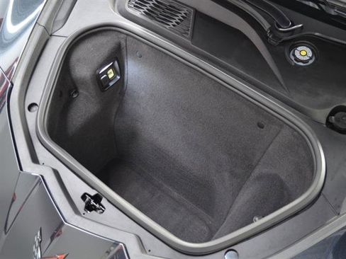 Used 2023 Chevrolet Corvette Stingray Premium Conv w/ Z51 Performance Package image 21