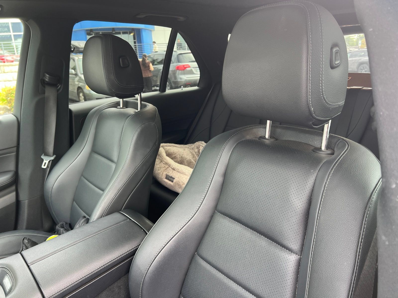 Used 2022 Mercedes-Benz GLE 350 4MATIC image 9