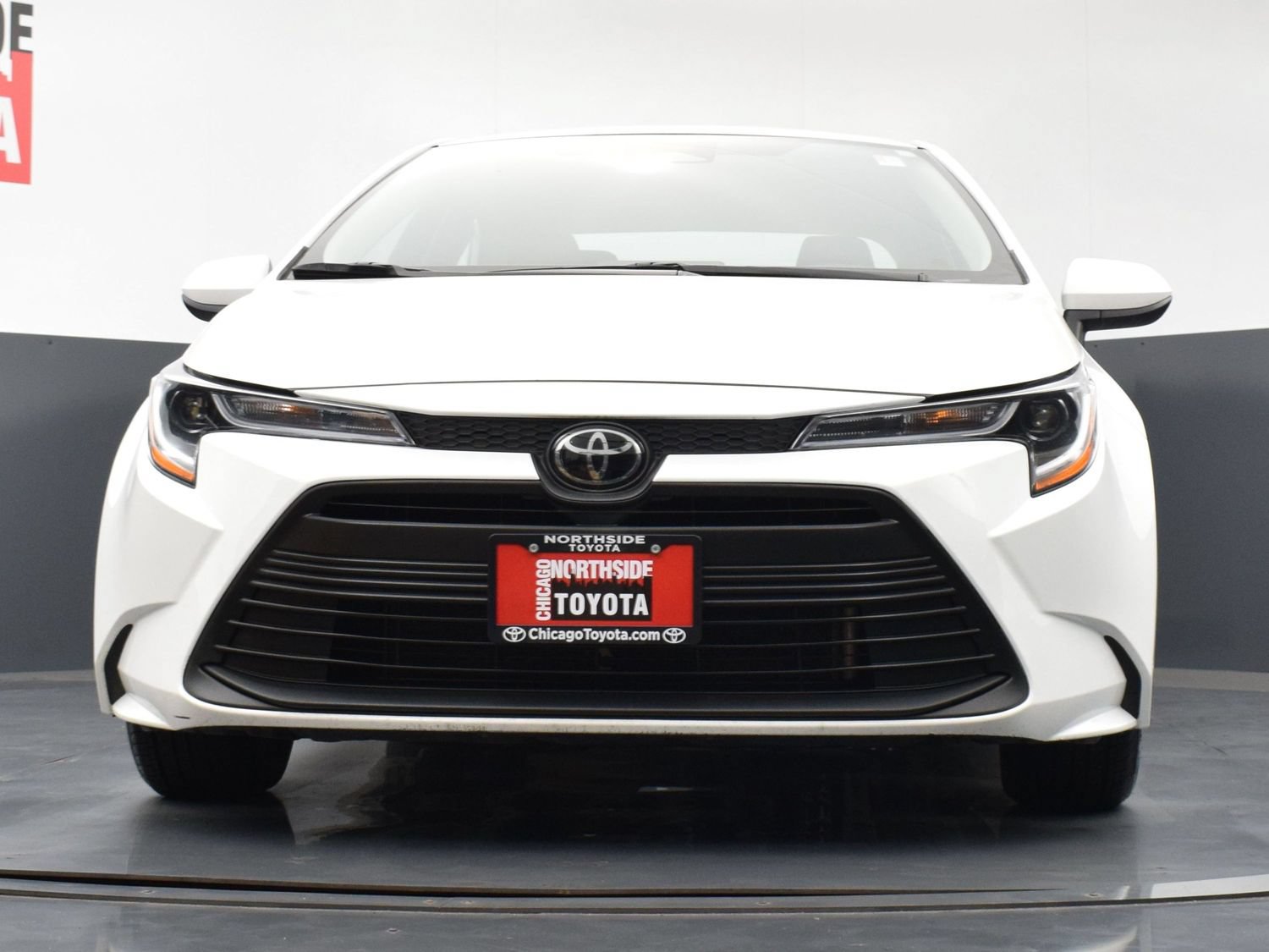 Used 2025 Toyota Corolla LE FWD image 29