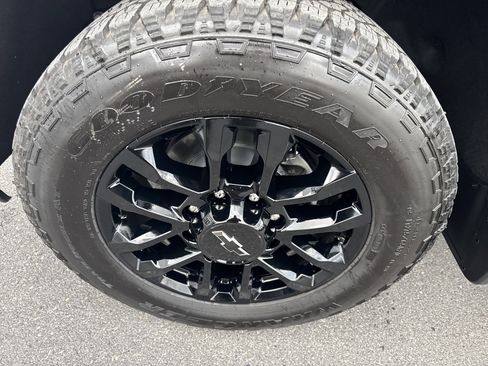 New 2026 Chevrolet Silverado 2500 Custom w/ Custom Value Package image 10