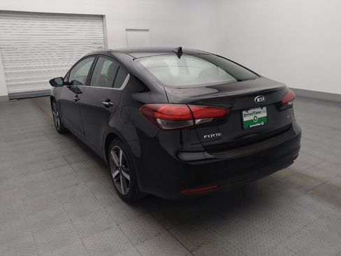 Used 2017 Kia Forte EX FWD image 5