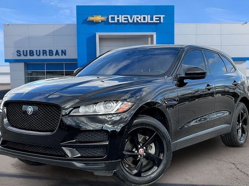 Used 2019 Jaguar F-PACE Premium image 1