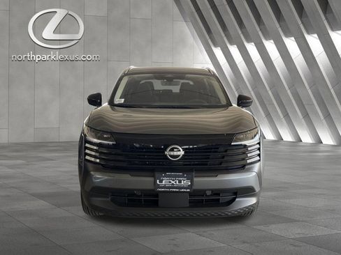 Used 2026 Nissan Kicks SV w/ SV Premium Package FWD image 27