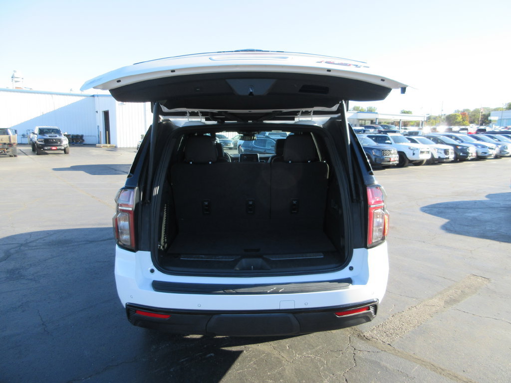 Certified 2024 Chevrolet Tahoe RST w/ Luxury Package AWD/4WD image 8
