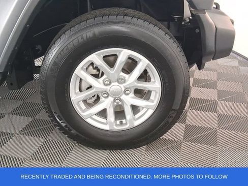 Used 2023 Jeep Wrangler Sport AWD/4WD image 21