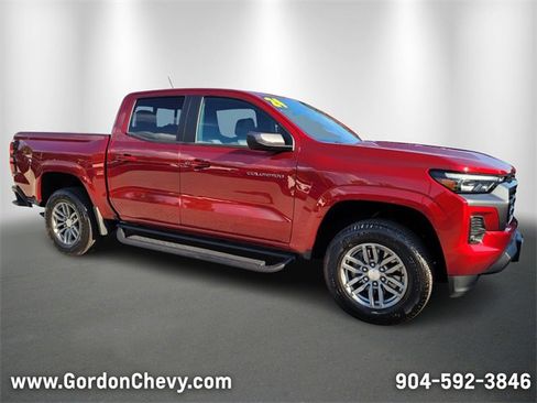 Used 2024 Chevrolet Colorado LT w/ LT Convenience Package III image 8