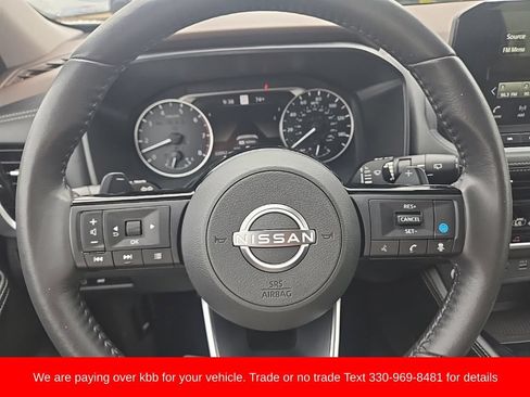 Used 2023 Nissan Rogue SL AWD/4WD image 15