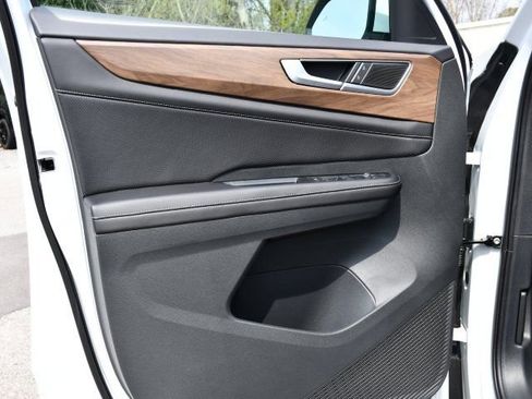 New 2026 Volkswagen Atlas SE AWD/4WD image 10