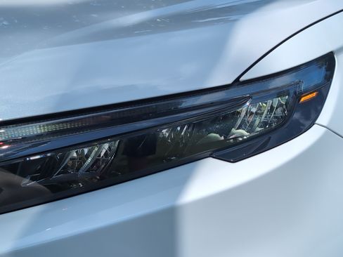 Used 2025 Honda CR-V Sport Touring image 6