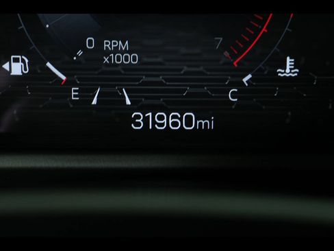 Used 2025 GMC Acadia Elevation FWD image 21