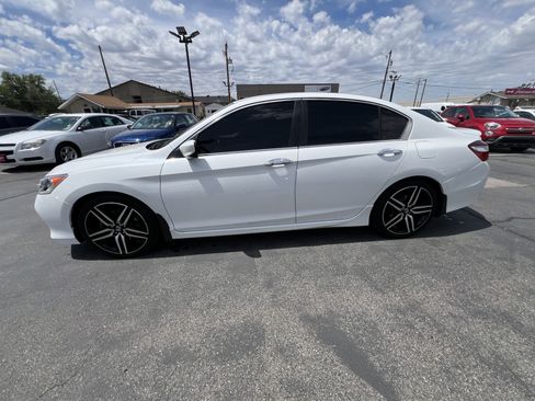 Used 2016 Honda Accord Sport image 5