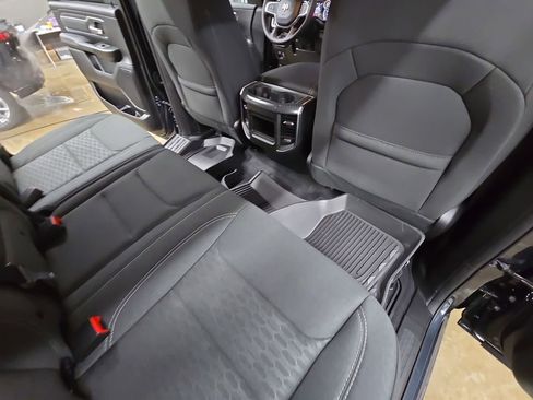 New 2026 RAM 1500 Big Horn AWD/4WD image 12