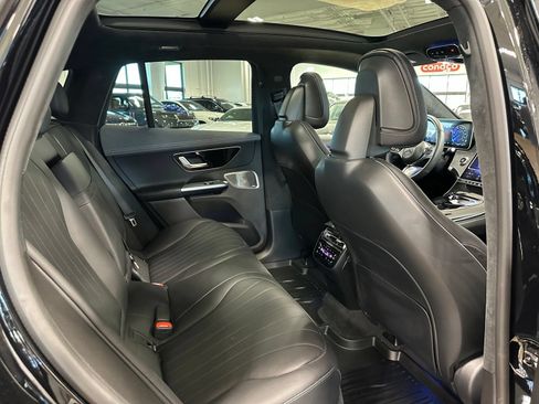 Used 2023 Mercedes-Benz EQE 500 4MATIC SUV image 38