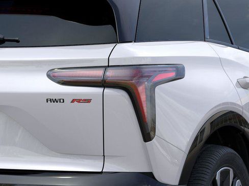 New 2025 Chevrolet Blazer EV RS AWD/4WD image 11