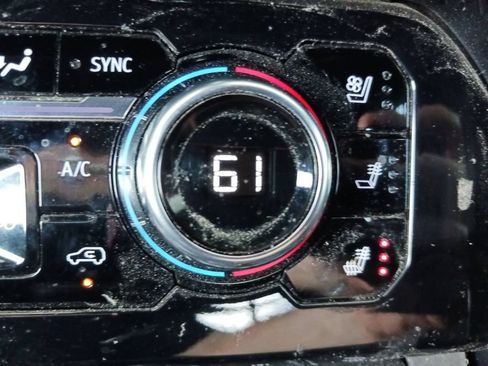 Used 2024 GMC Sierra 2500 AT4X AWD/4WD image 27