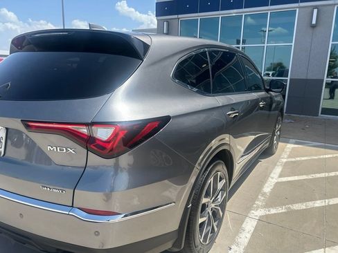 Used 2024 Acura MDX SH-AWD w/ Technology Package image 4