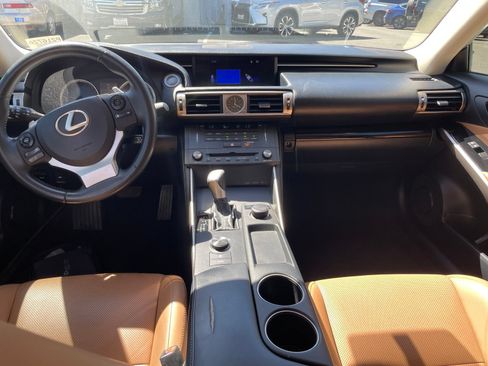 Used 2015 Lexus IS 250 RWD image 13