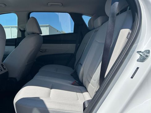 Used 2025 Hyundai Tucson SEL FWD image 21