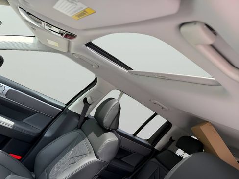 New 2026 Hyundai Santa Fe XRT AWD/4WD image 30